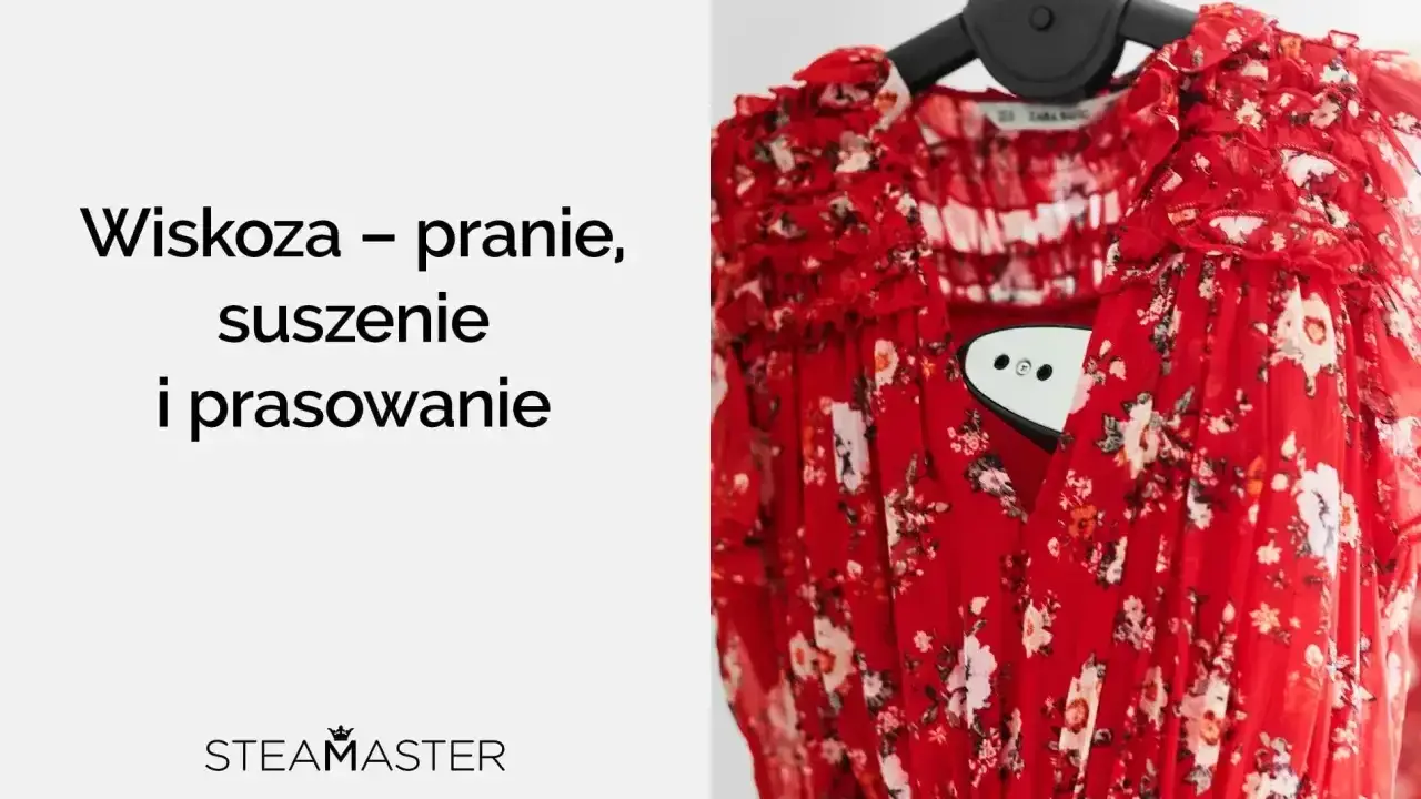Czerwona sukienka w kwiaty, wiskoza – pranie, suszenie i prasowanie. Czy wiskoza się gniecie? Zobacz, jak łatwo ją odświeżyć.
