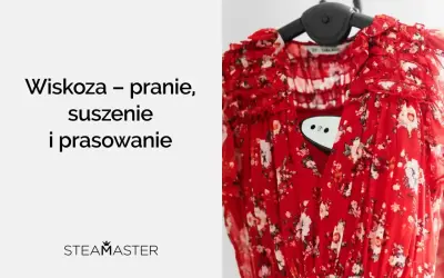 Czerwona sukienka w kwiaty, wiskoza – pranie, suszenie i prasowanie. Czy wiskoza się gniecie? Zobacz, jak łatwo ją odświeżyć.