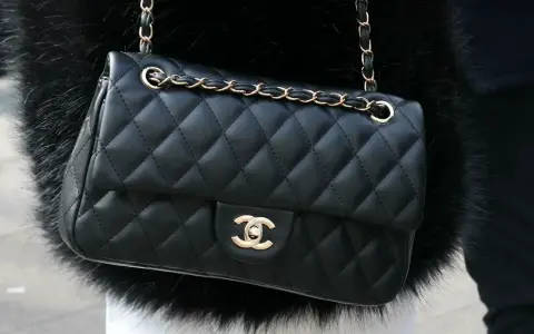 Gdzie kupić biżuterię Chanel, aby uniknąć podróbek i rozczarowań